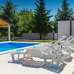 Holiday home Nezakcij *