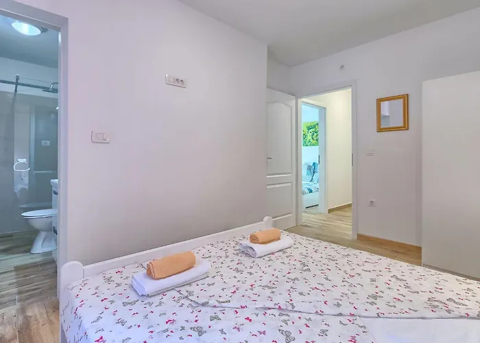 Nezakcij Pula